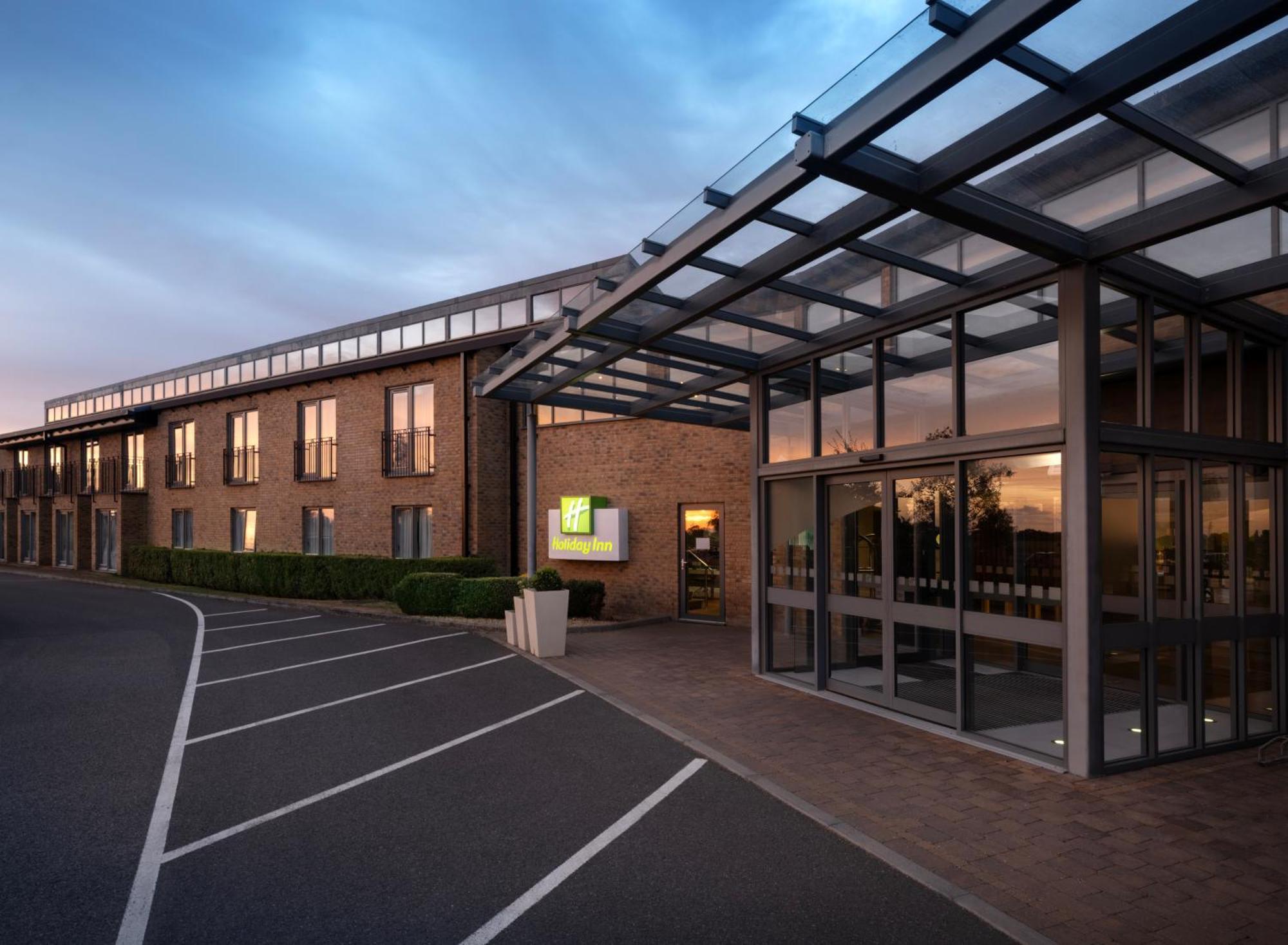 Holiday Inn Huntingdon Racecourse By Ihg Exterior foto