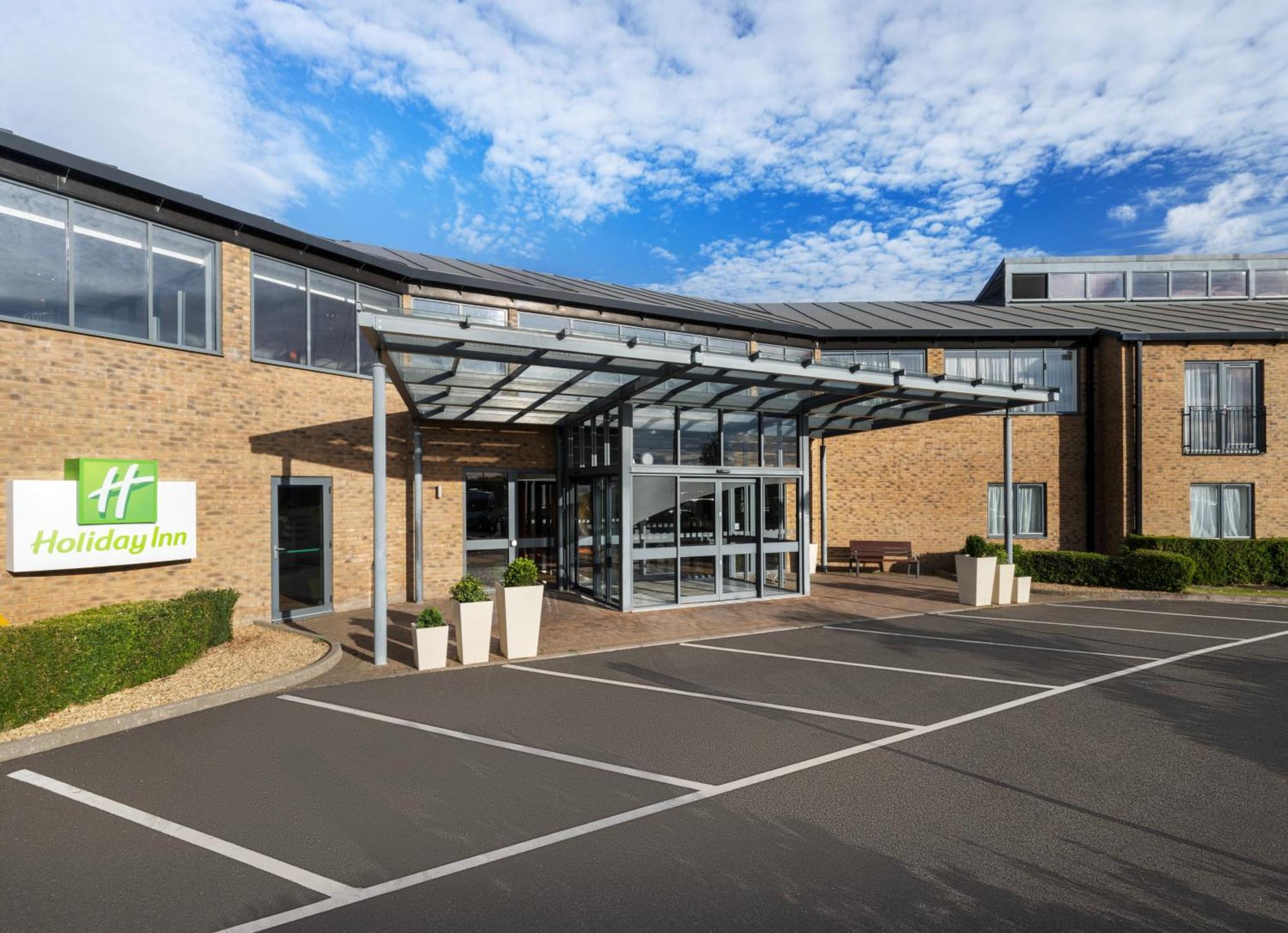 Holiday Inn Huntingdon Racecourse By Ihg Exterior foto
